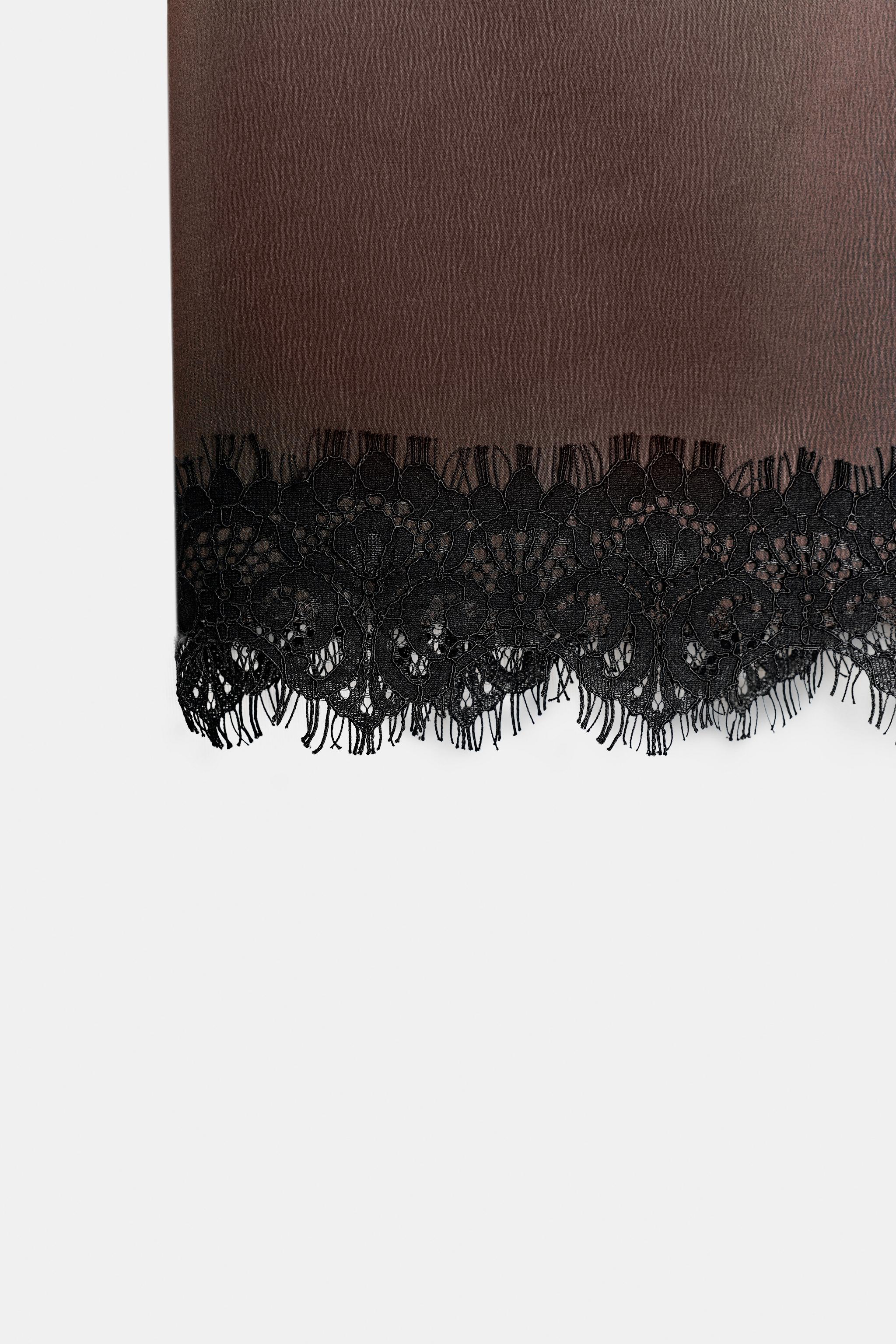 JUPE-PANTALON À CARREAUX EN DENTELLE